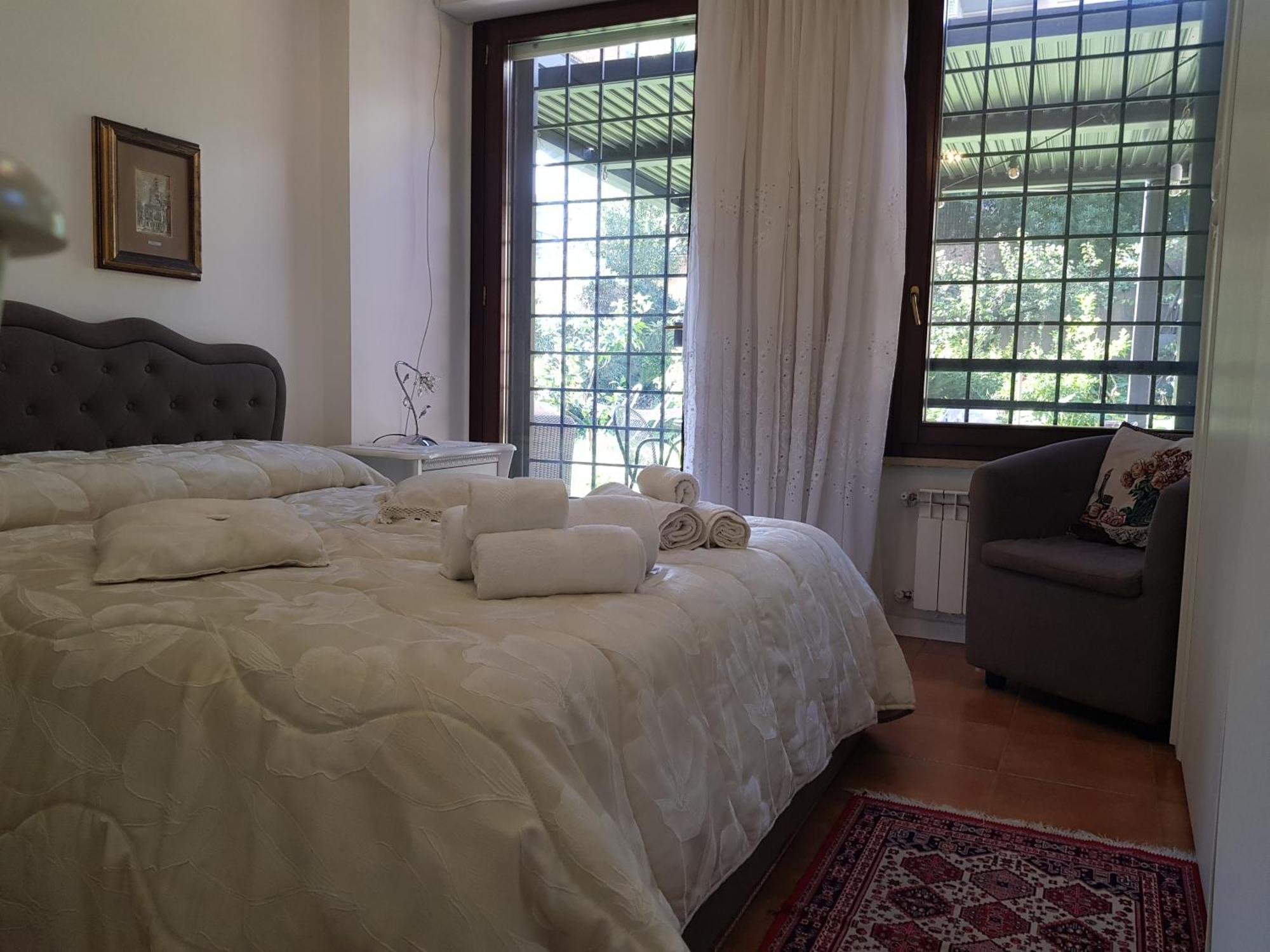 Eur Charme Apt&Garden Рим Экстерьер фото