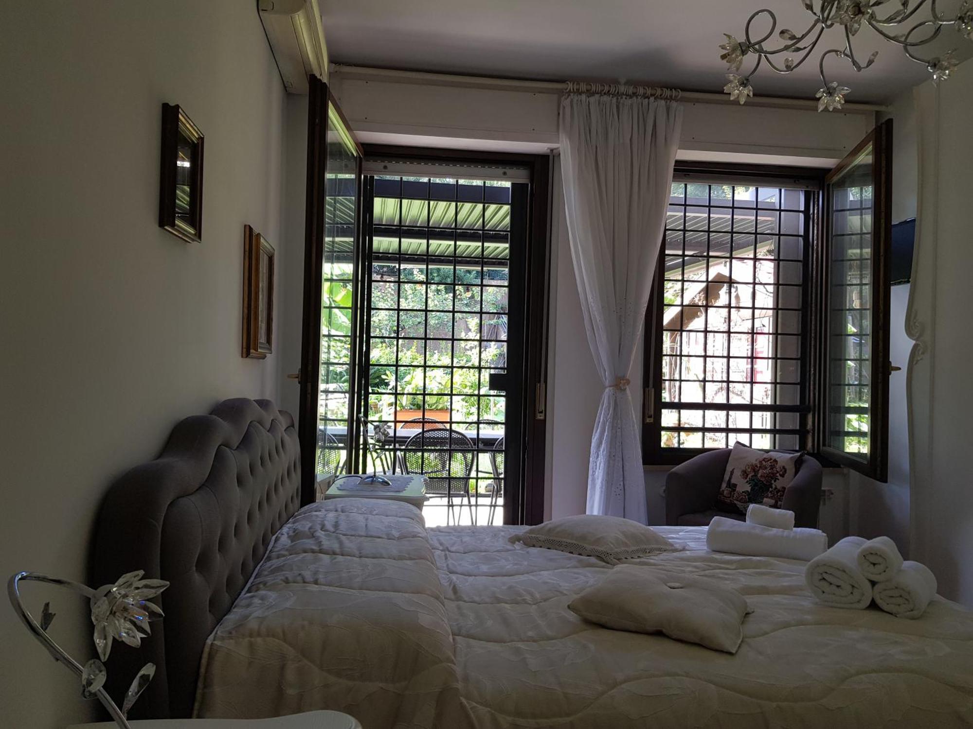 Eur Charme Apt&Garden Рим Экстерьер фото